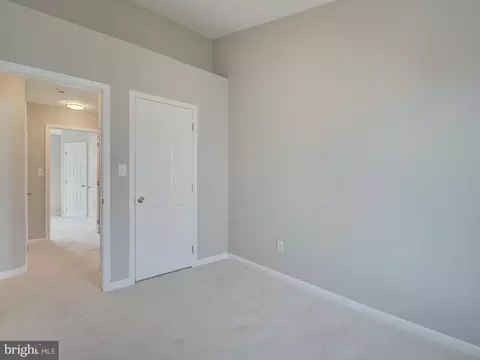 25134 Mcbryde Ter, Chantilly, VA 20152 photo 13