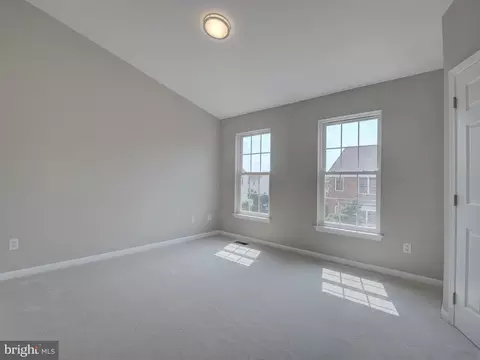 25134 Mcbryde Ter, Chantilly, VA 20152 photo 8