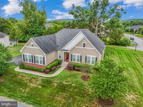 16601 Fox Chase Ct, Leesburg, VA 20176
