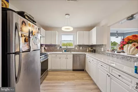 Kitchen - 20594 Cornstalk Ter #301, Ashburn, VA 20147 photo 1 of 1