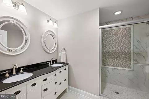 Bath - 20144 Black Diamond Pl, Ashburn, VA 20147 photo 9 of 10