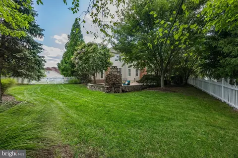 Exterior - 20144 Black Diamond Pl, Ashburn, VA 20147 photo 10 of 15