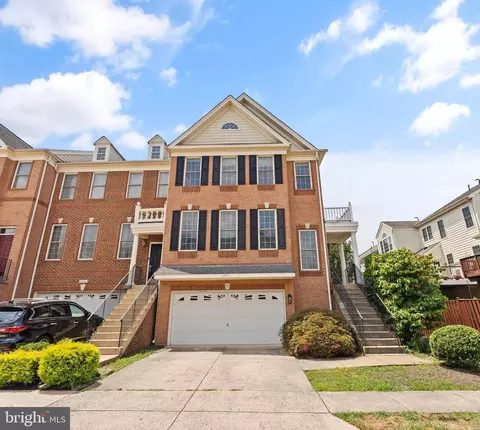 Exterior - 25191 Bald Eagle Ter, Chantilly, VA 20152 photo 3 of 20