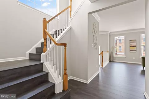 Entry Way - 25191 Bald Eagle Ter, Chantilly, VA 20152 photo 5 of 14