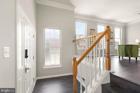 Entry Way - 25191 Bald Eagle Ter, Chantilly, VA 20152 photo 1 of 14
