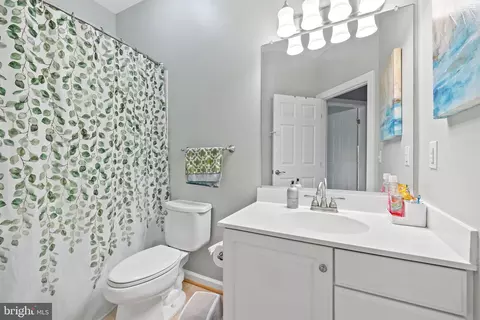 19906 Upland Ter, Ashburn, VA 20147 photo 21