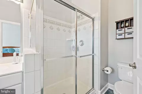 19906 Upland Ter, Ashburn, VA 20147 photo 18