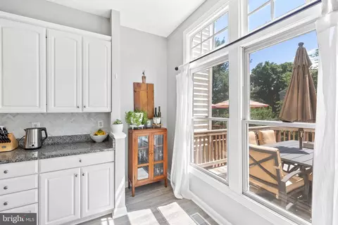 19906 Upland Ter, Ashburn, VA 20147 photo 10