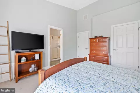 19906 Upland Ter, Ashburn, VA 20147 photo 16