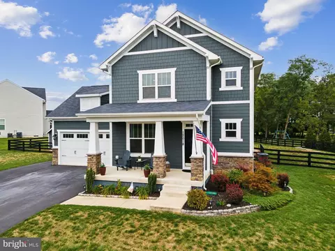 12018 George Farm Dr, Lovettsville, VA 20180