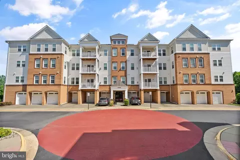 43138 Stillwater Ter #207, Broadlands, VA 20148