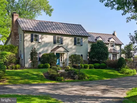 22780 Foxcroft Rd, Middleburg, VA 20117