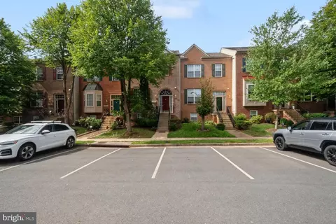 21091 Alberta Ter, Sterling, VA 20166