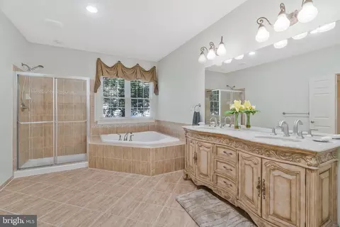 42585 Cochrans Lock Dr, Ashburn, VA 20148 photo 18