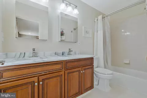 42585 Cochrans Lock Dr, Ashburn, VA 20148 photo 21