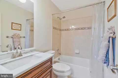 42585 Cochrans Lock Dr, Ashburn, VA 20148 photo 23