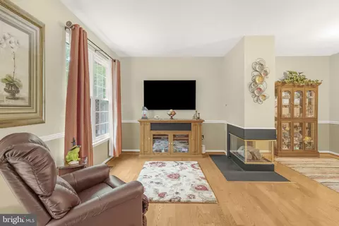 47635 Comer Sq, Sterling, VA 20165 photo 11