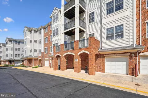 20816 Noble Ter #101, Sterling, VA 20165