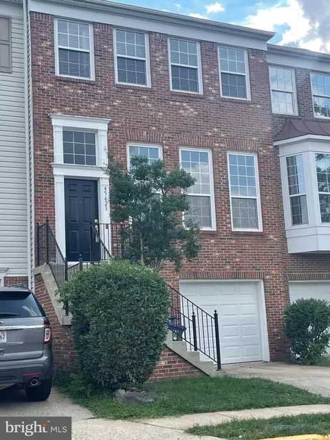 45623 Waterloo Station Sq, Sterling, VA 20166