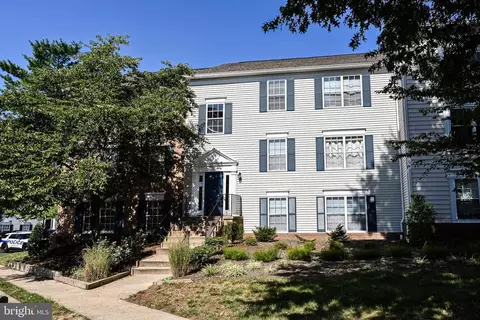 112 Fort Evans Rd SE #A, Leesburg, VA 20175