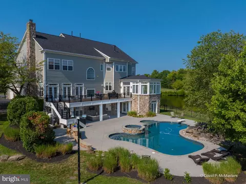 23068 Charmay Pond Pl, Brambleton, VA 20148