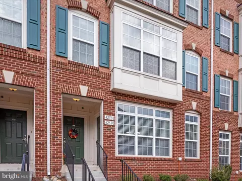 42590 Cardinal Trace Ter, Ashburn, VA 20148 photo 23