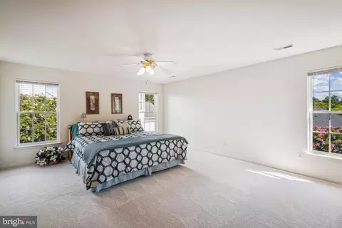 Bedroom - 43735 Tolamac Dr, Ashburn, VA 20147 photo 14 of 17