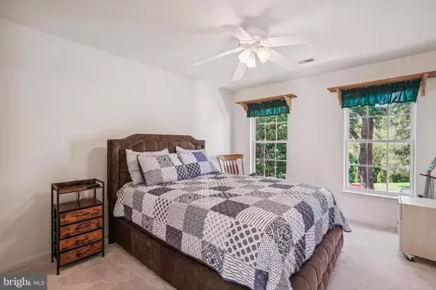 Bedroom - 43735 Tolamac Dr, Ashburn, VA 20147 photo 7 of 17