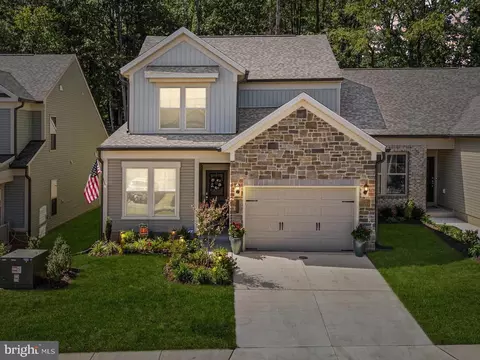 21499 Cole Mountain Ter, Sterling, VA 20164