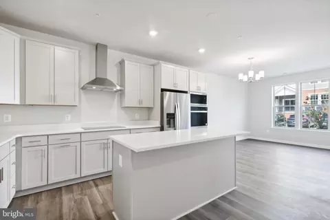 769 Mount Airy Ter NE, Leesburg, VA 20176