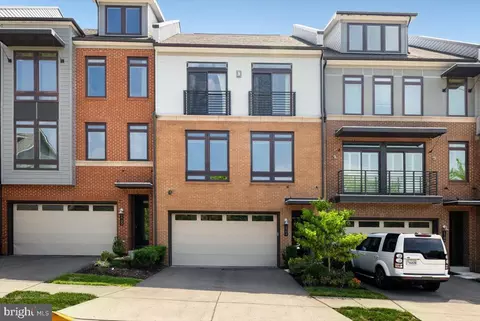 1704 River Sandstone Ter SE, Leesburg, VA 20175