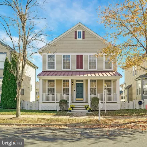 20382 Charter Oak Dr, Ashburn, VA 20147