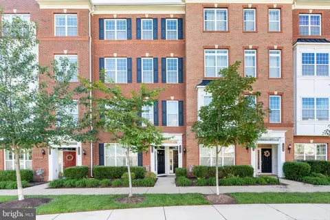23488 Bluemont Chapel Ter, Ashburn, VA 20148