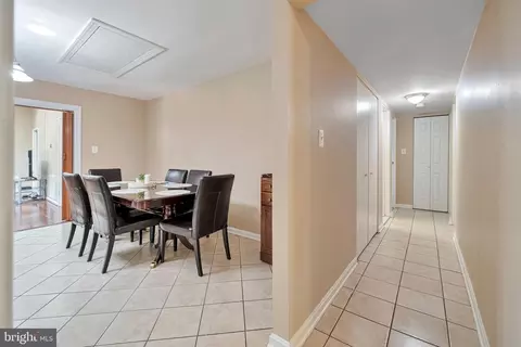 613 E Charlotte St, Sterling, VA 20164 photo 19