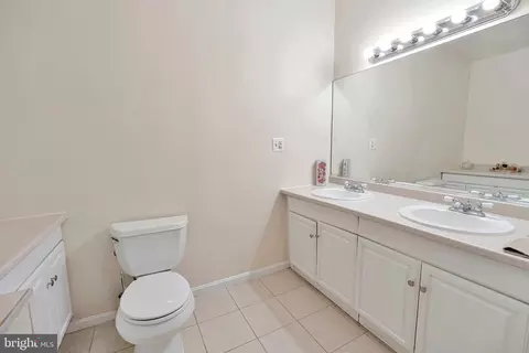 613 E Charlotte St, Sterling, VA 20164 photo 30