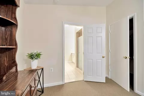 613 E Charlotte St, Sterling, VA 20164 photo 29