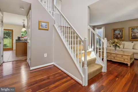 Entry Way - 43064 Stonecottage Pl, Ashburn, VA 20147 photo 1 of 5