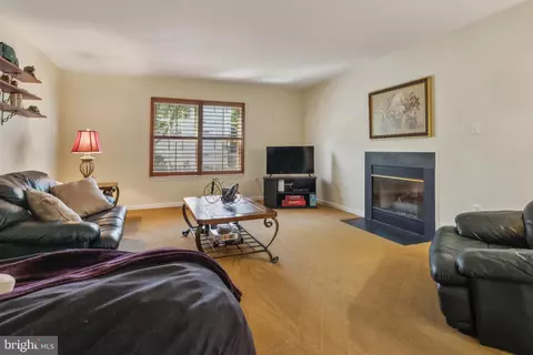 Other - 43064 Stonecottage Pl, Ashburn, VA 20147 photo 2 of 6