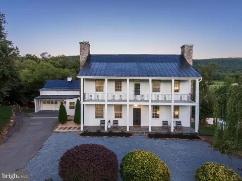 12048 Harpers Ferry Rd, Hillsboro, VA 20132