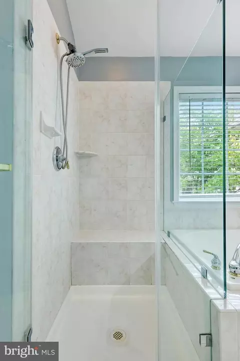 44270 Acushnet Ter, Ashburn, VA 20147 photo 29