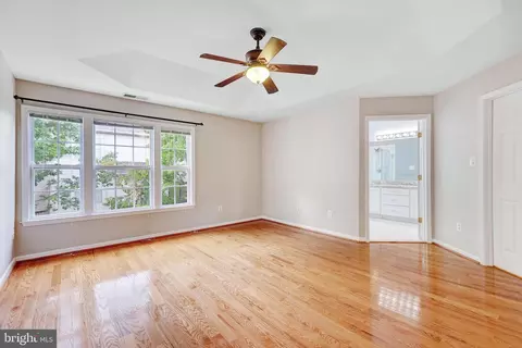 44270 Acushnet Ter, Ashburn, VA 20147 photo 25