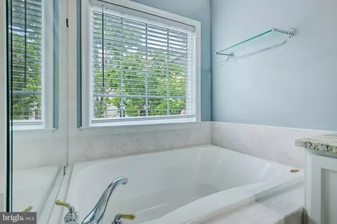 44270 Acushnet Ter, Ashburn, VA 20147 photo 30