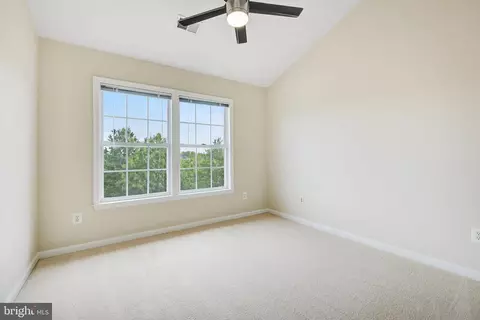 44270 Acushnet Ter, Ashburn, VA 20147 photo 31