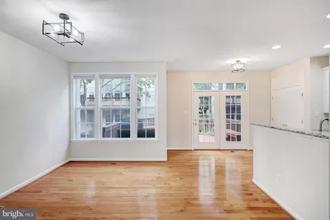44270 Acushnet Ter, Ashburn, VA 20147 photo 12