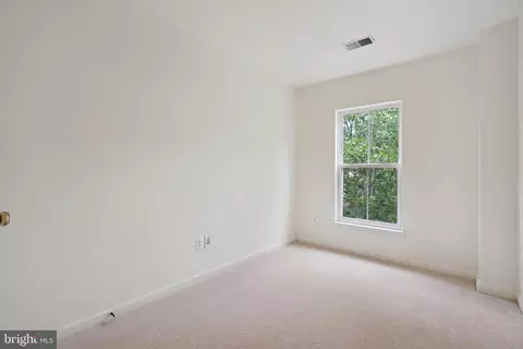 42757 Explorer Dr, Brambleton, VA 20148 photo 7