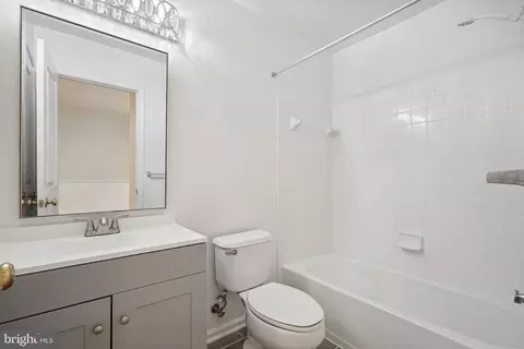 42757 Explorer Dr, Brambleton, VA 20148 photo 12