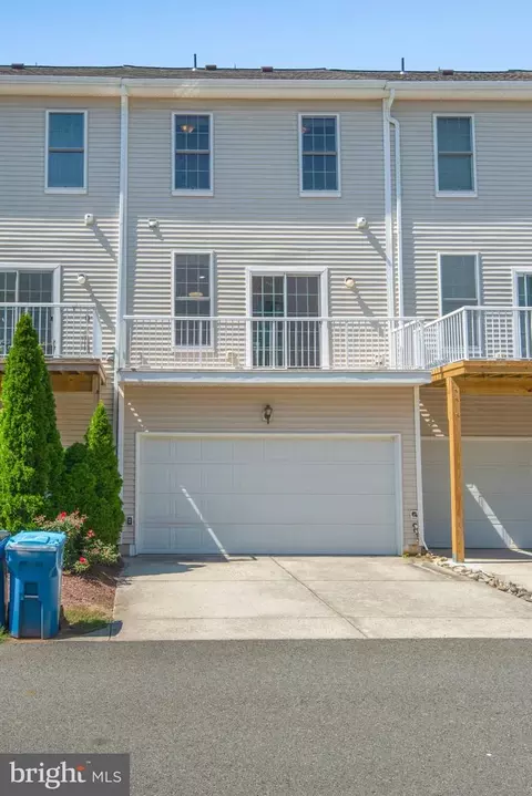 25322 Shipley Ter, Chantilly, VA 20152 photo 38