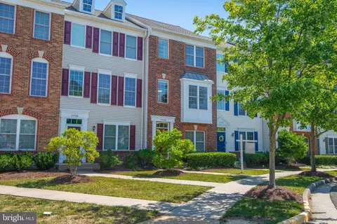 25322 Shipley Ter, Chantilly, VA 20152 photo 39
