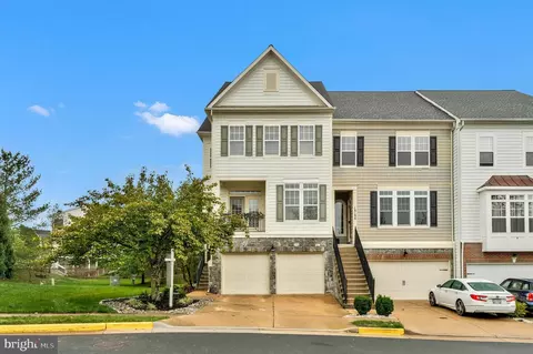 18194 Mill House Sq, Leesburg, VA 20176