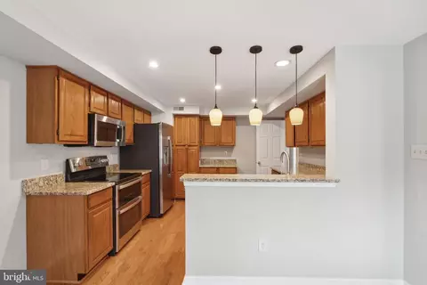 Kitchen - 21106 Crocus Ter, Ashburn, VA 20147 photo 1 of 2